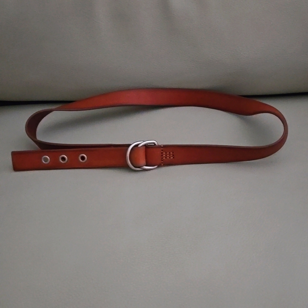 Gap Brown Leather Belt with Silver Buckle - Picture 2 of 3